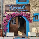 Ξενοδοχείο Kapela Tas Alacati *