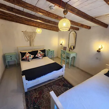 Kapela Tas Alacati Hotel