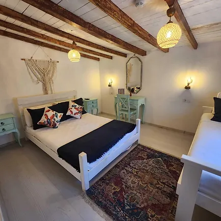 Kapela Taş Alaçatı Hotel Çeşme