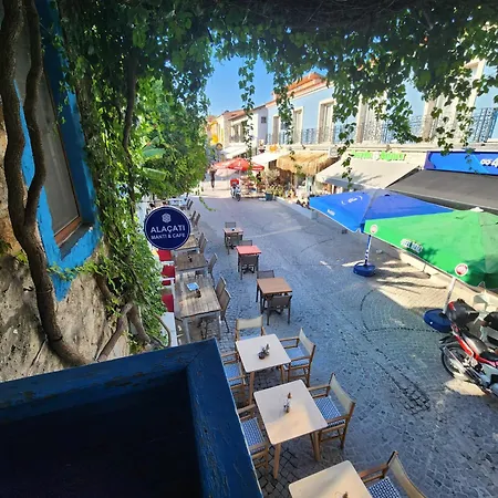 Kapela Tas Alacati ホテル