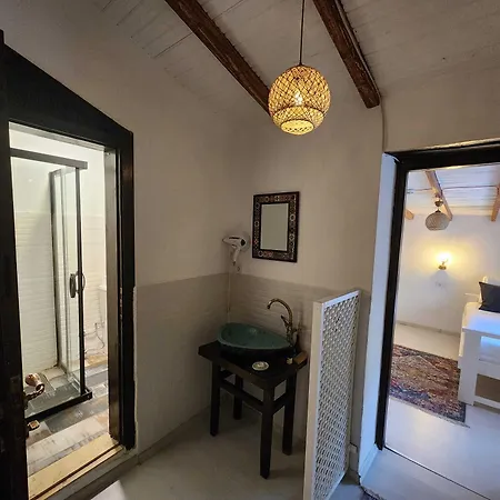 Kapela Tas Alacati ホテル Çeşme