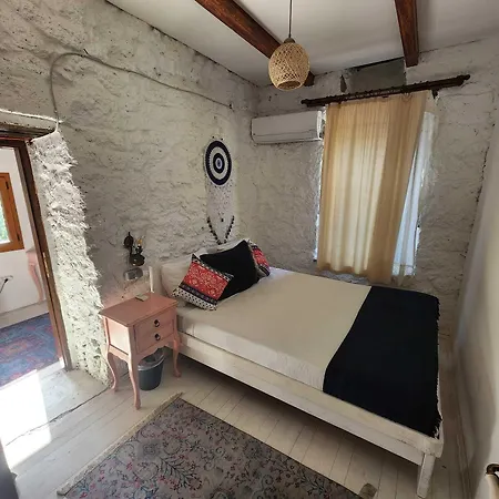 Kapela Tas Alacati ホテル Çeşme