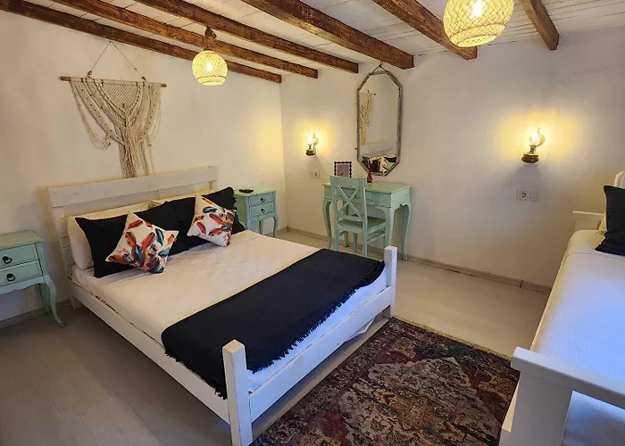 Kapela Tas Alacati Hotel Çeşme